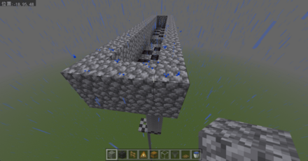 足場の周りを高さ2マスで囲む