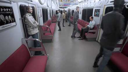 乗客がいっぱいいる