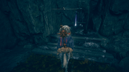 祝福「城砦正面」から南東の坂を下った先の洞窟内