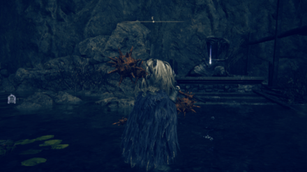 アンテの廃墟南の像前