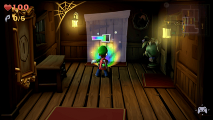 東館廊下の隠し扉