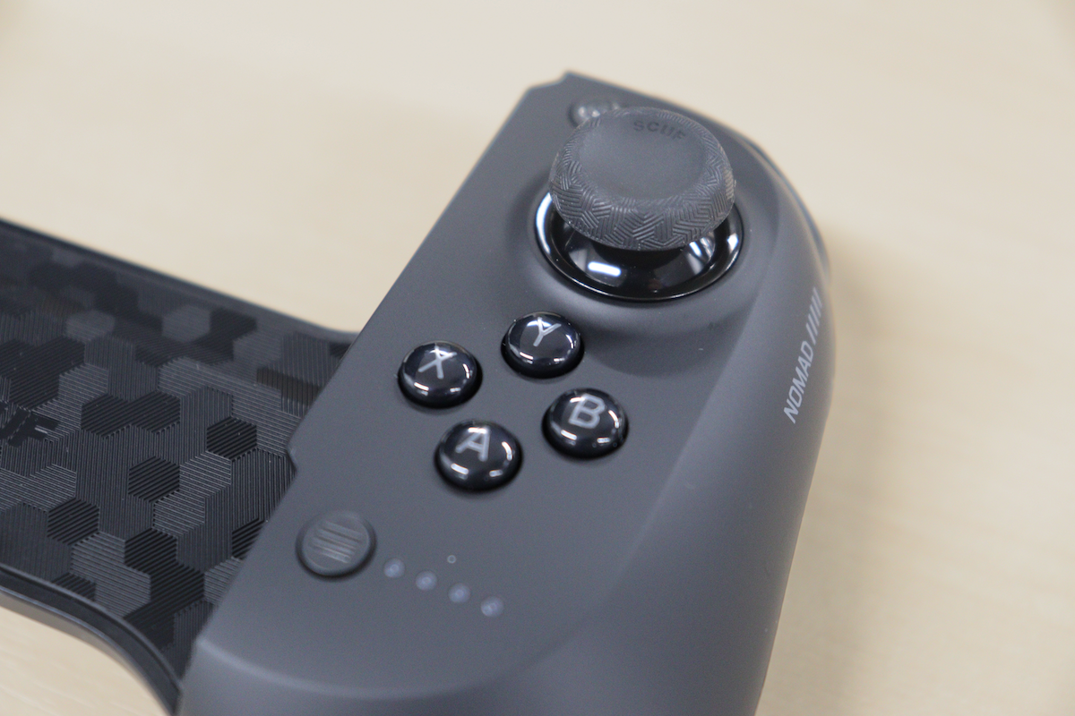 【8/8まで出品】SCUF NOMAD モバイル用無線 スマホコントローラー Amazon.co.jp: SCUF NOMAD モバイル用無線ゲームコントローラー