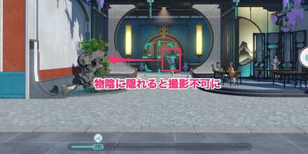 階段裏の銅のゴミ箱