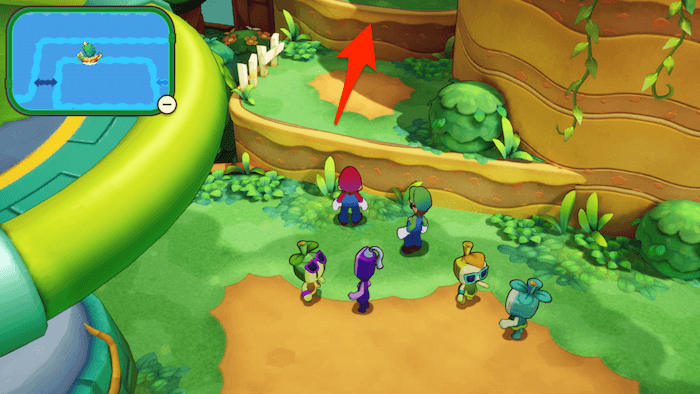 北の段差を登る