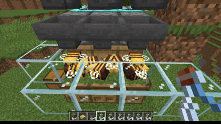 ホッパーの下のハーフブロックを撤去してハチを出す