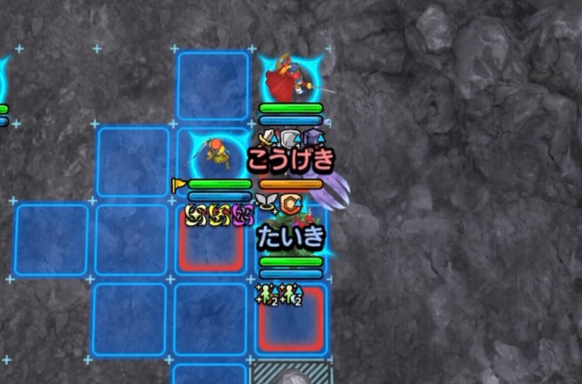 レティスは囲んで動けないようにする