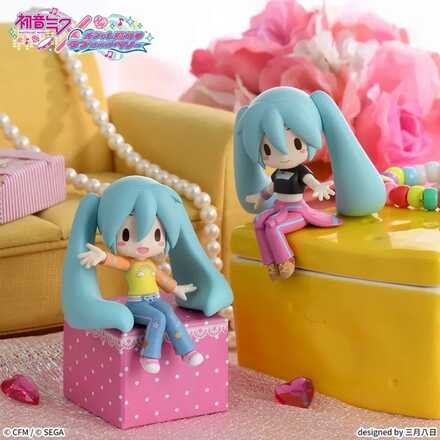 初音ミク×オシャレ魔女 ラブ and ベリー ふわぷち ちょこのせ ミニフィギュア“初音ミク”