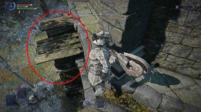 塔外周部の足場