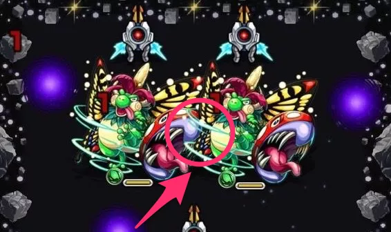 赤いガンダム間に挟まることも可能画像