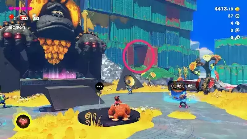 右側の扉に進む