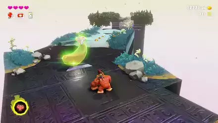 進んだ先に1個目のバナナ