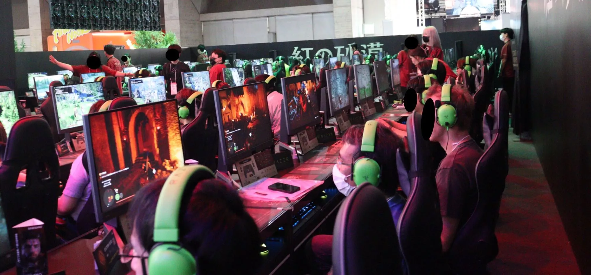 紅の砂漠ブース