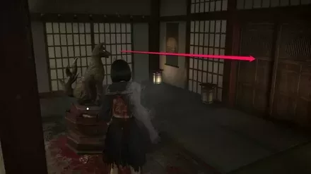 床の血の跡を集中で見ると狐の像が出現