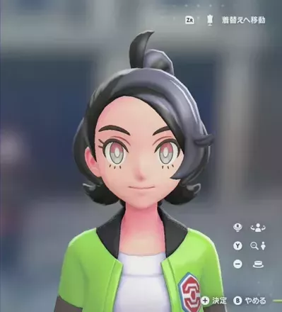 カラーコンタクト「モンスターボール」