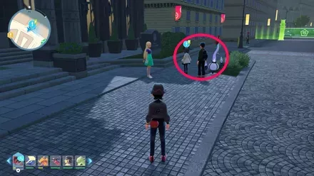 ホテル前にいるムク