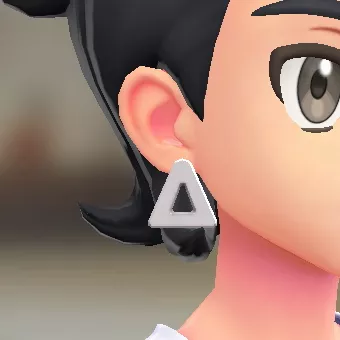 トライアングルピアス