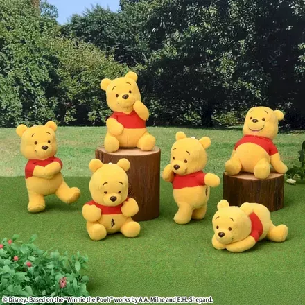 くまのプーさん　マスコット　いろいろポーズ