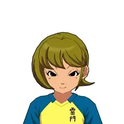 束田羽衣音画像