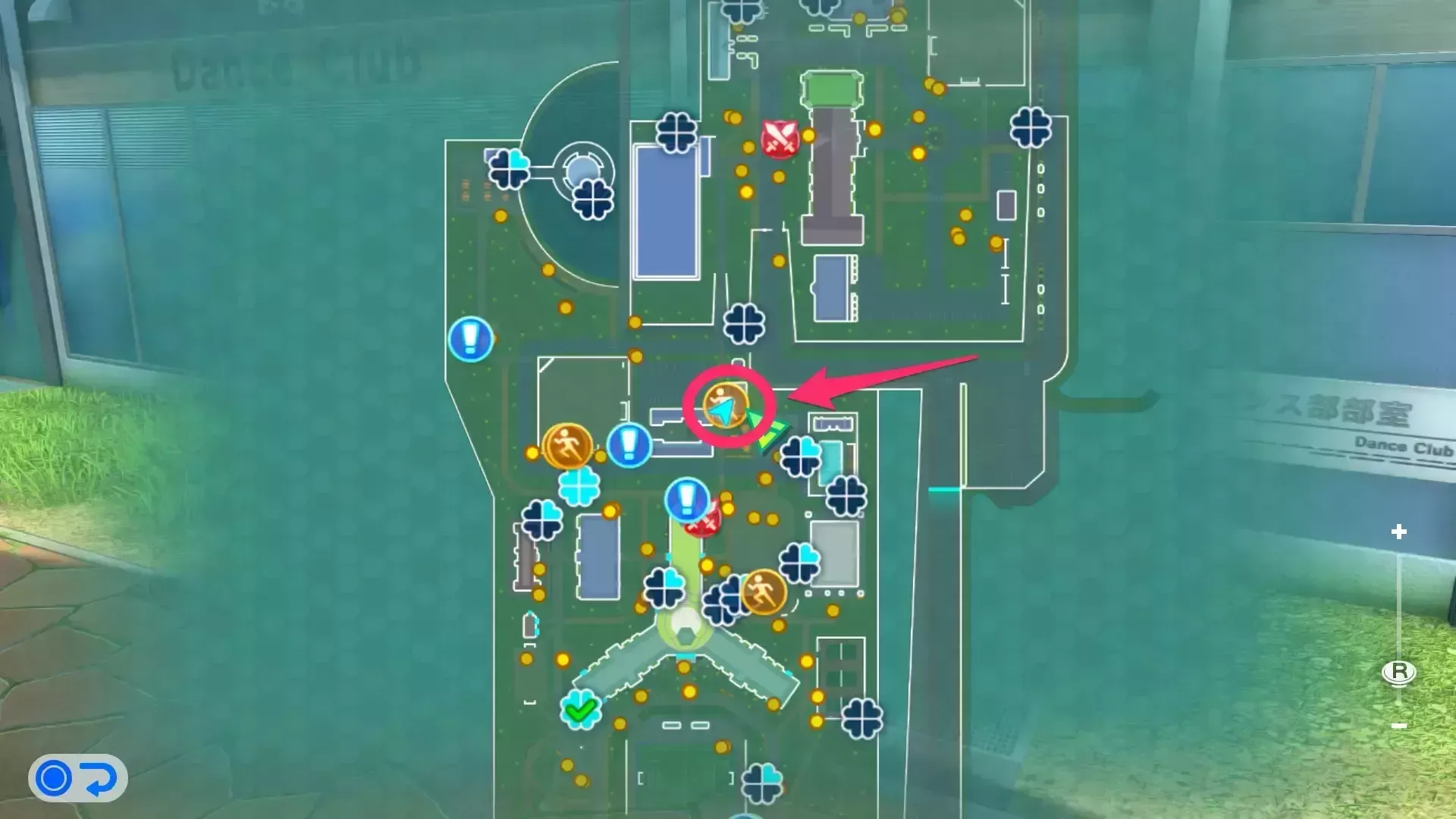 ダンス部部室の中に入る