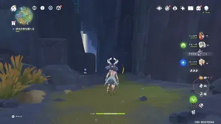 脇の道から奥に進む