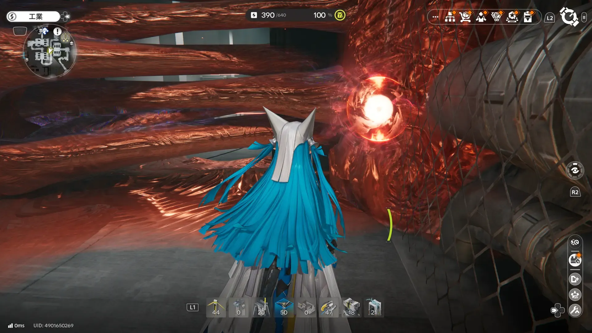 侵食のコアを破壊し進む