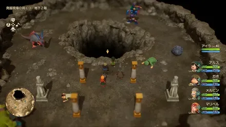 19発掘現場の洞窟大穴に入る