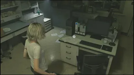 カンファレンス室奥の机の上