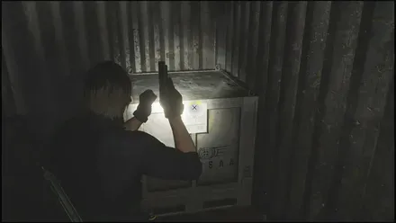 青いコンテナの中