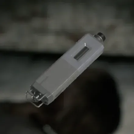 空のアンプル画像