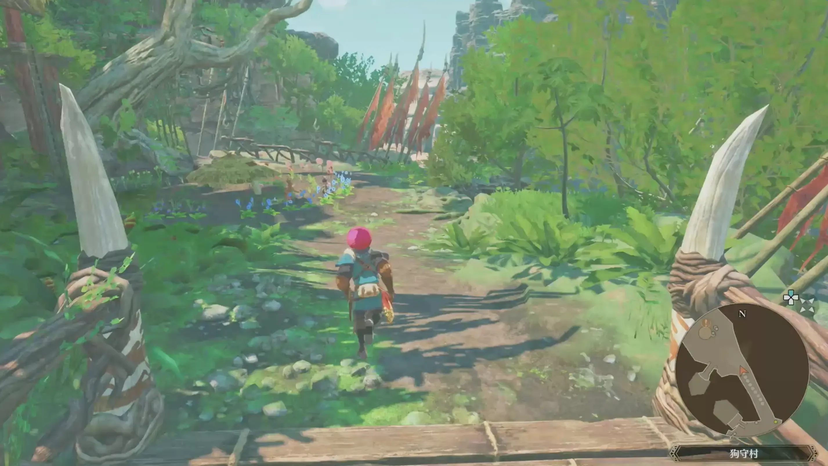 集落の北部へ向かう