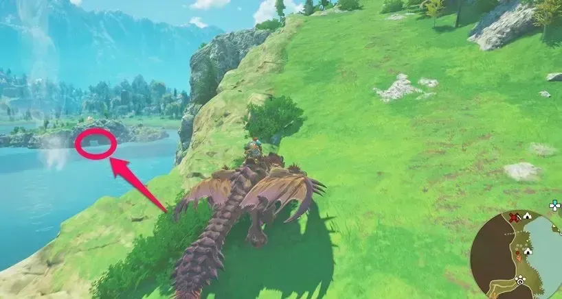 小島の下にある洞窟