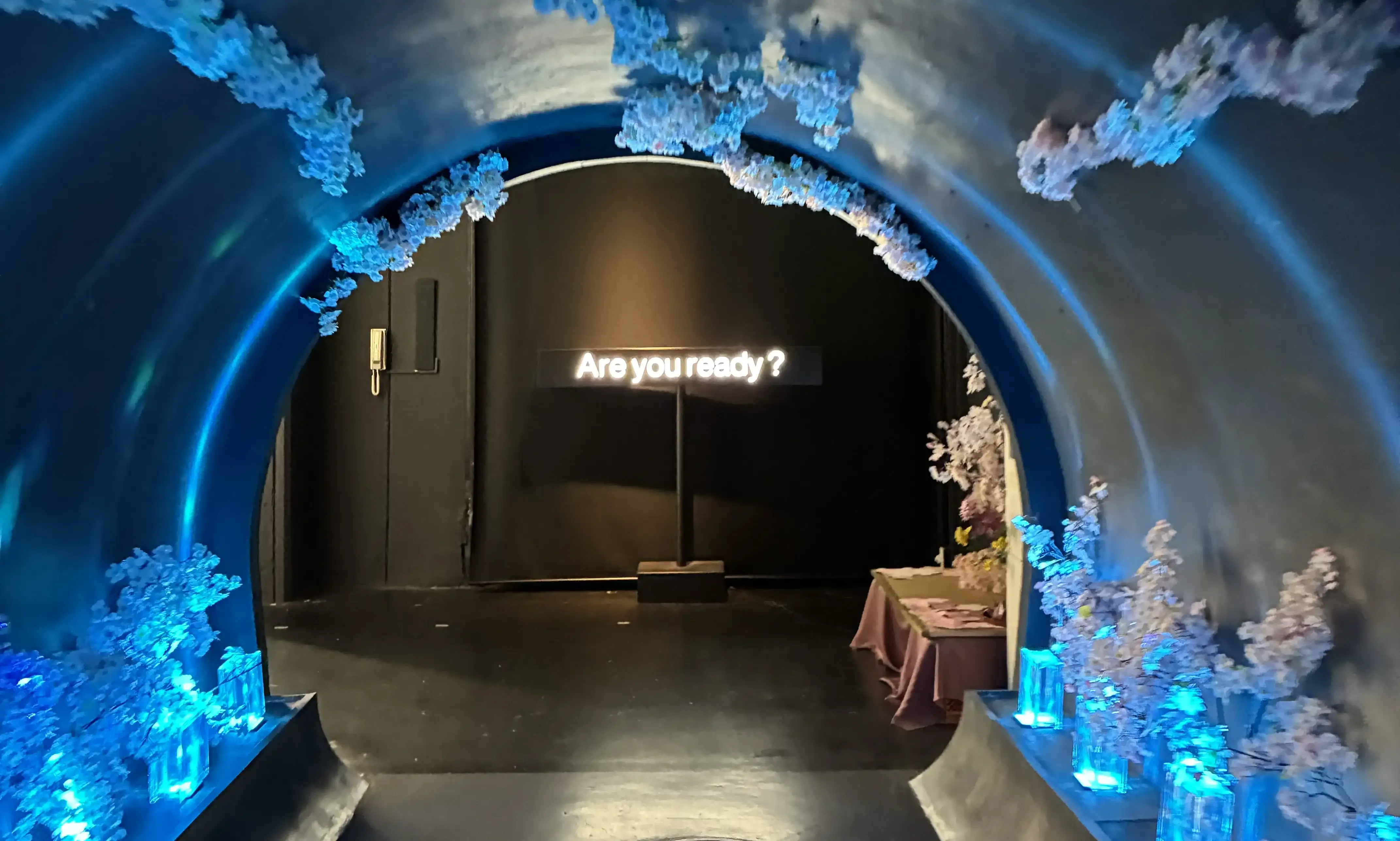 いざ小さな世界へ！