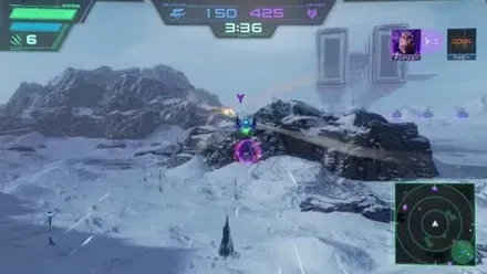 敵機を攻撃している様子