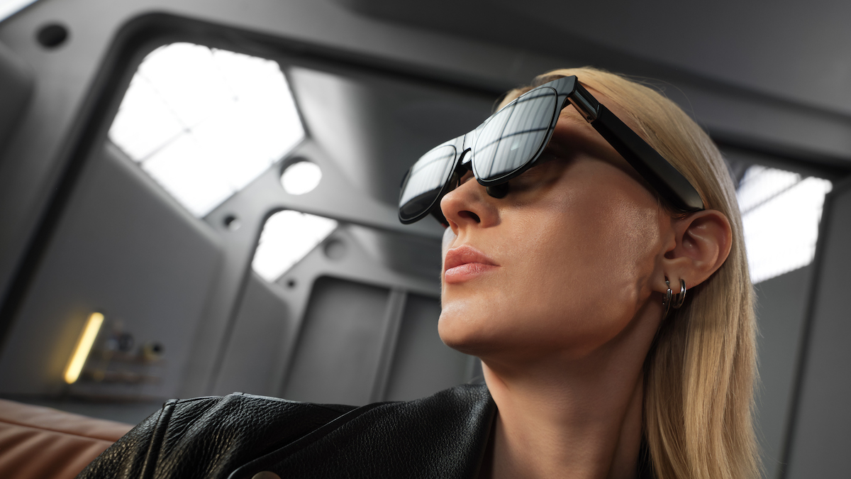 【現地レポート】近未来の体験を届けてくれる新製品『XREAL Eye』の発表会にゲームエイトライターが参加！コンパクトな見た目からは想像できない驚きが待っていた！？