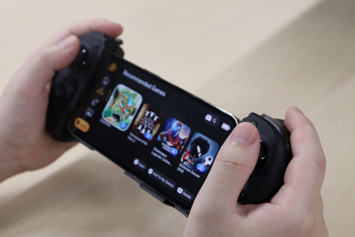 【製品レビュー】iPhoneに装着できる「SCUF NOMAD モバイル用無線コントローラー」をゲームエイトライターがレビュー!スマホゲーム体験を一段上のランクに引き上げてくれるデバイスに驚愕!