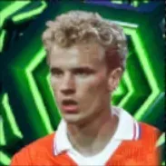 イーフト】EPデニスベルカンプ(オランダ代表/1992)の評価とおすすめ