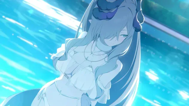 水着マコト