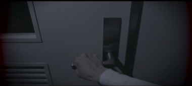 クローズドナイトメアの実写映像の画像