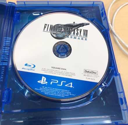 データディスクが先（白い方）