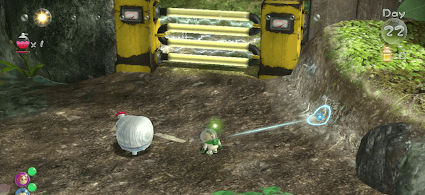 北側にある電気カベを壊しておく