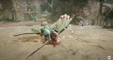 抜刀状態で歩いて移動はNG