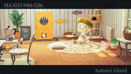 ドアみぎ(しろネコ)の画像