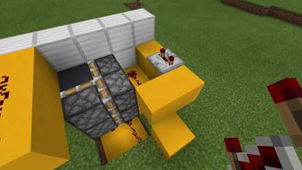 マイクラ 隠し扉の簡単な作り方 統合版 マインクラフト ゲームエイト