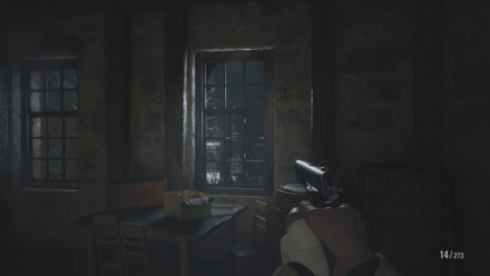 衝動先の部屋の窓