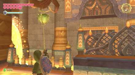 隣の水路の水の実