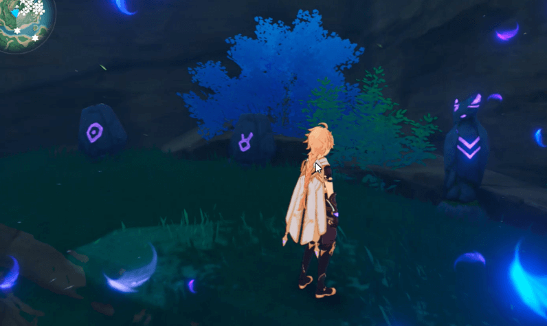 シリコロ山内部の彫像