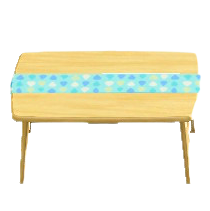 ノルディックなテーブルのレインの画像