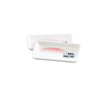 しょくひんトレーの青魚の画像