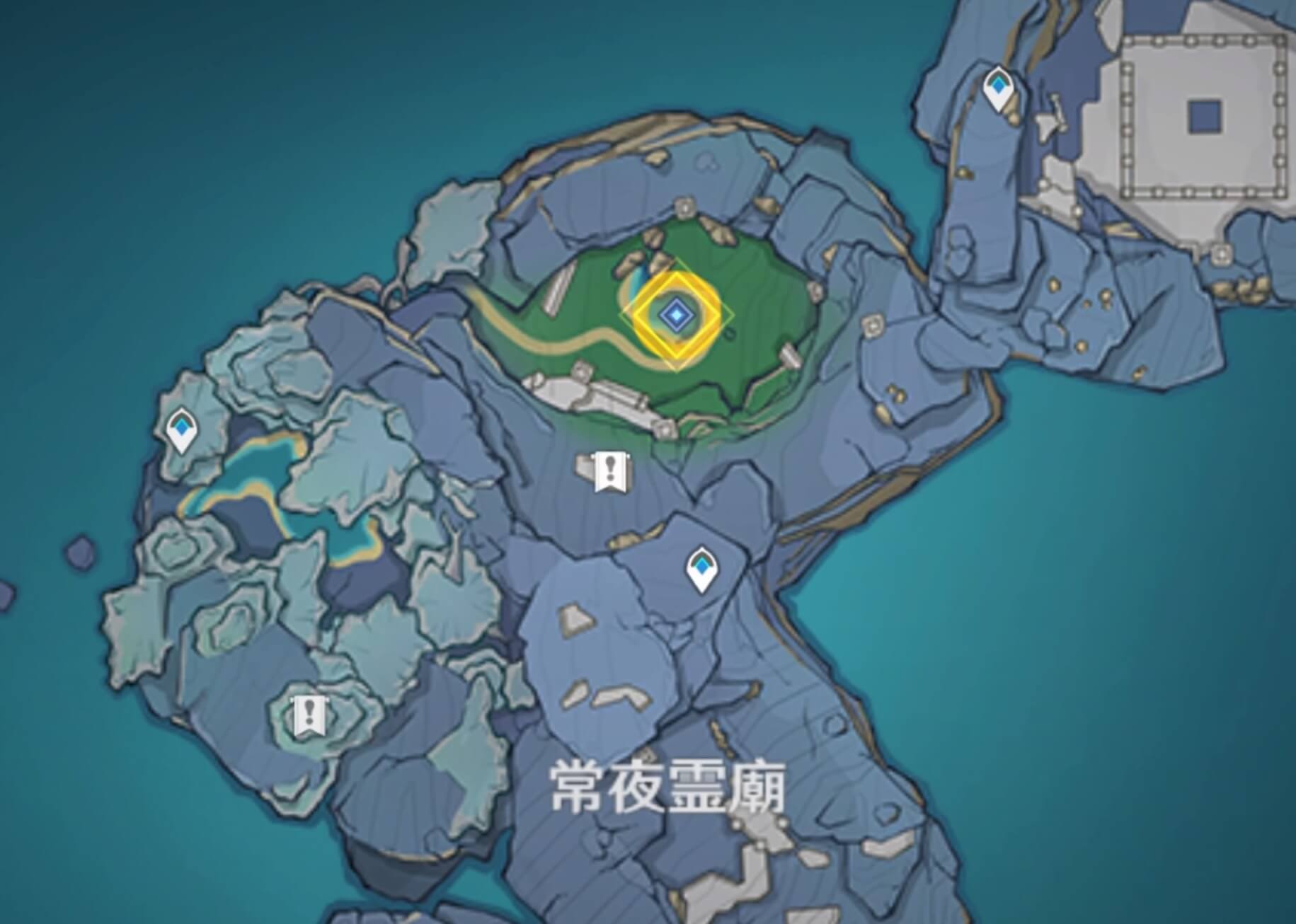 「常夜霊廟」にある天光の差し込む処に向かう