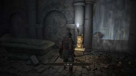 漂着墓地のインプ像